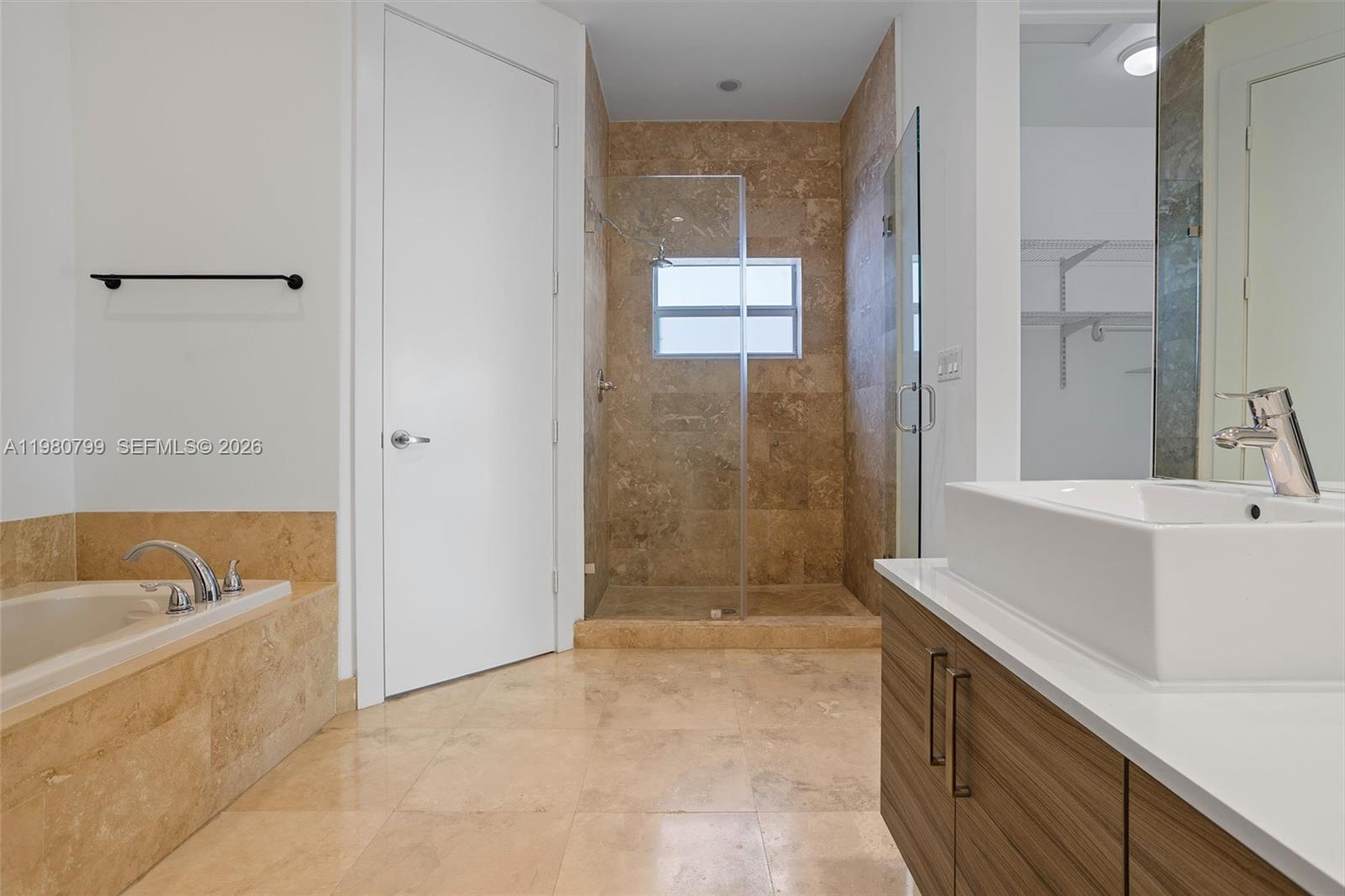 SILVER BLUFF GARDENS - Residential Lease