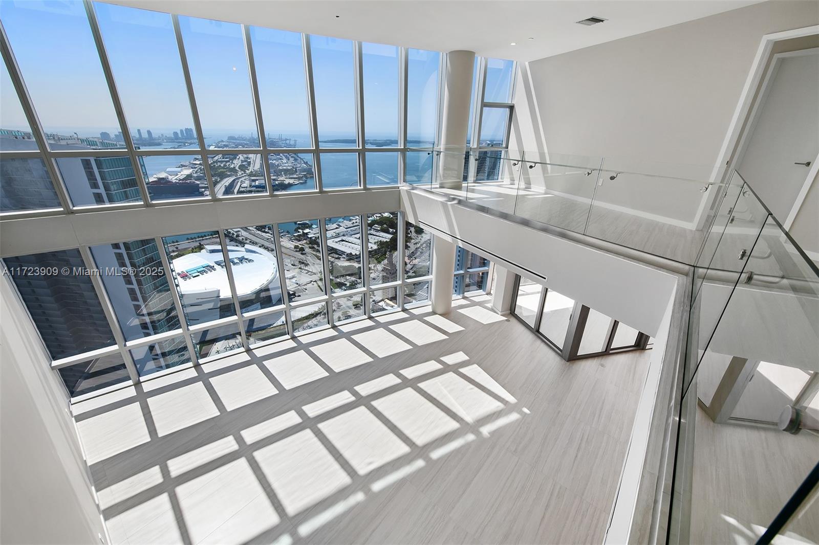 PARAMOUNT MIAMI WORLDCENT - Residential