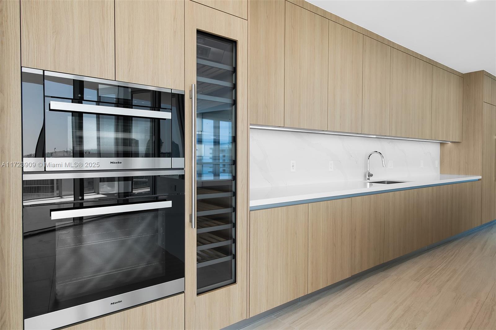PARAMOUNT MIAMI WORLDCENT - Residential