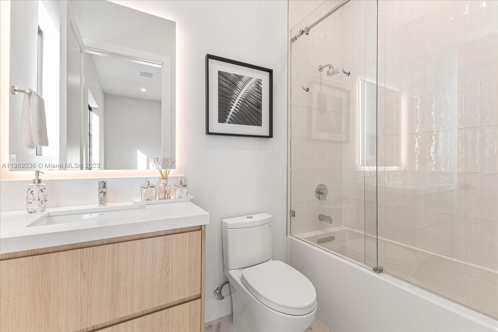 PINE TREE ESTATES - Residential