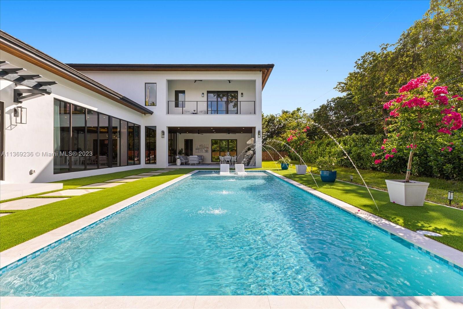 PINE TREE ESTATES - Residential