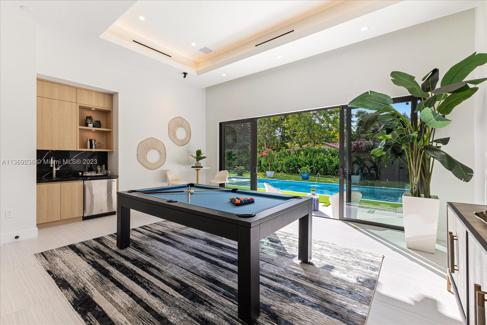 PINE TREE ESTATES - Residential