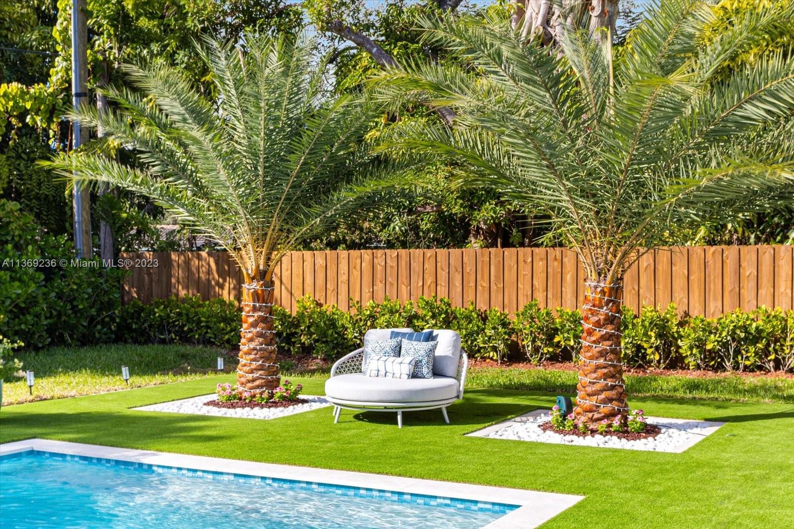 PINE TREE ESTATES - Residential