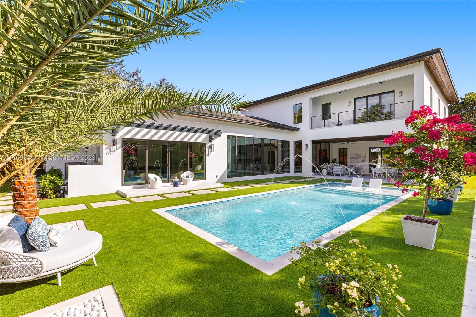 PINE TREE ESTATES - Residential