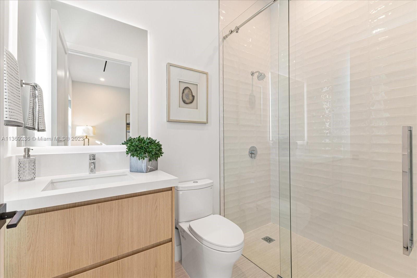 PINE TREE ESTATES - Residential