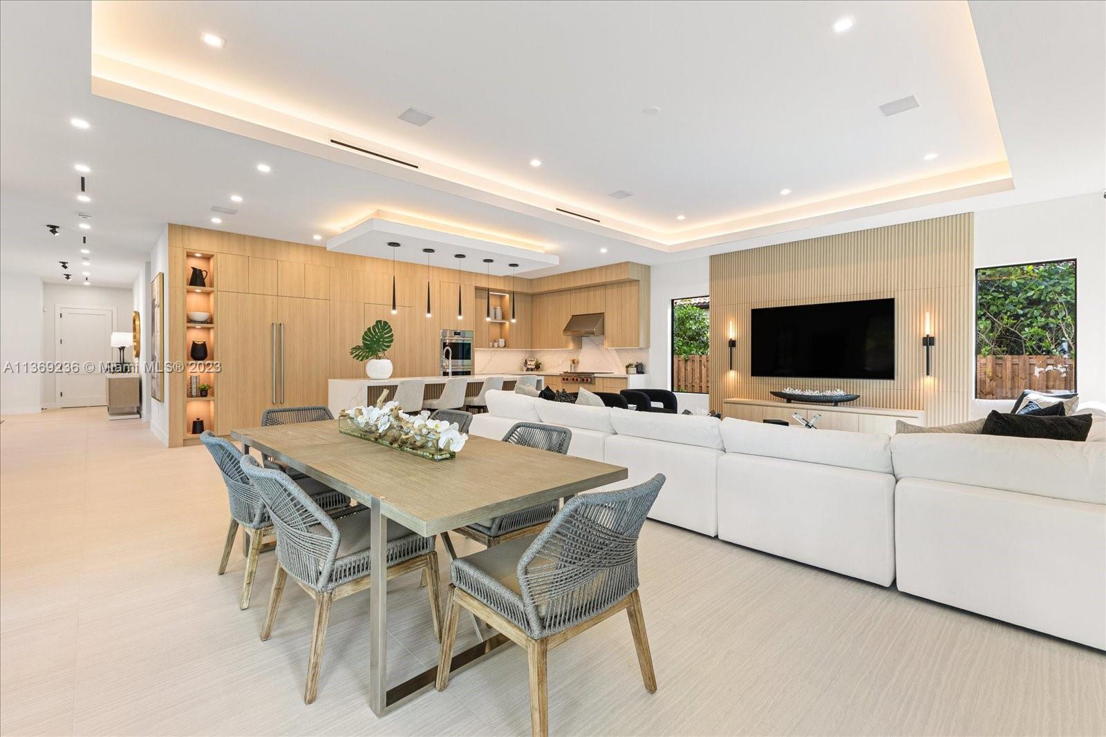 PINE TREE ESTATES - Residential