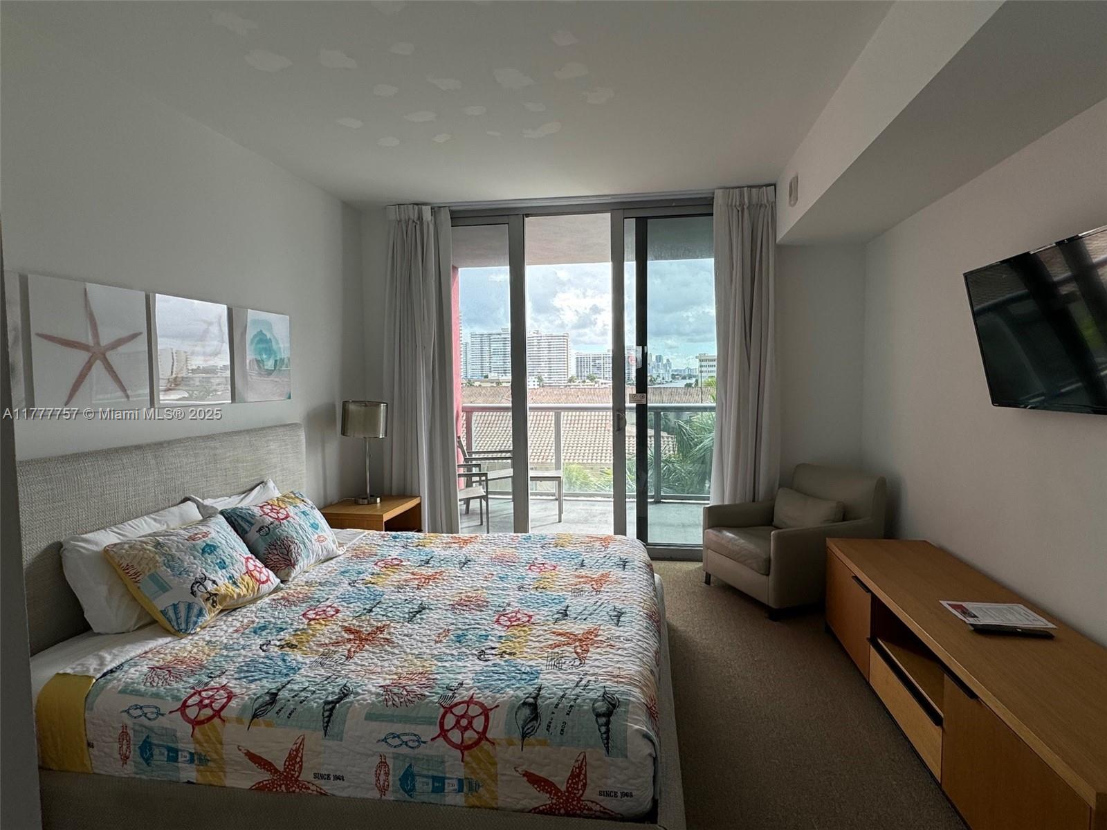 BEACHWALK CONDOMINIUM - Residential