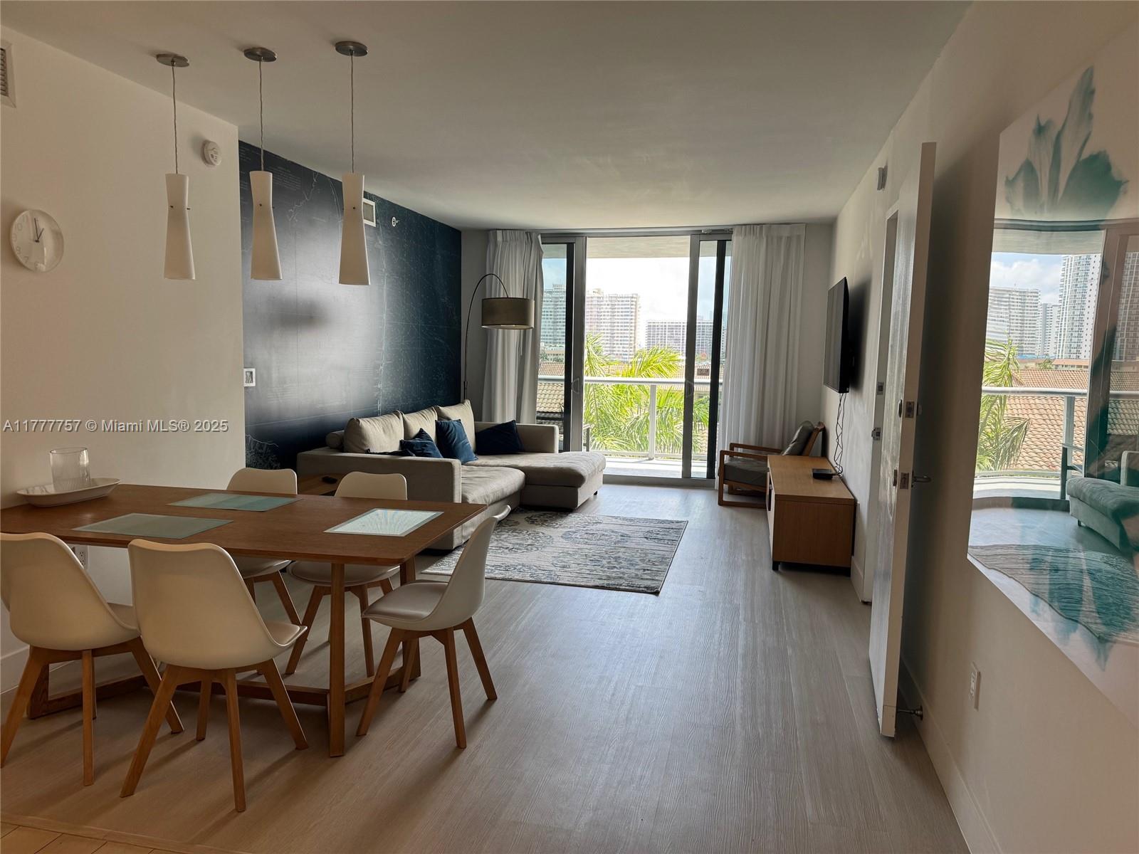 BEACHWALK CONDOMINIUM - Residential