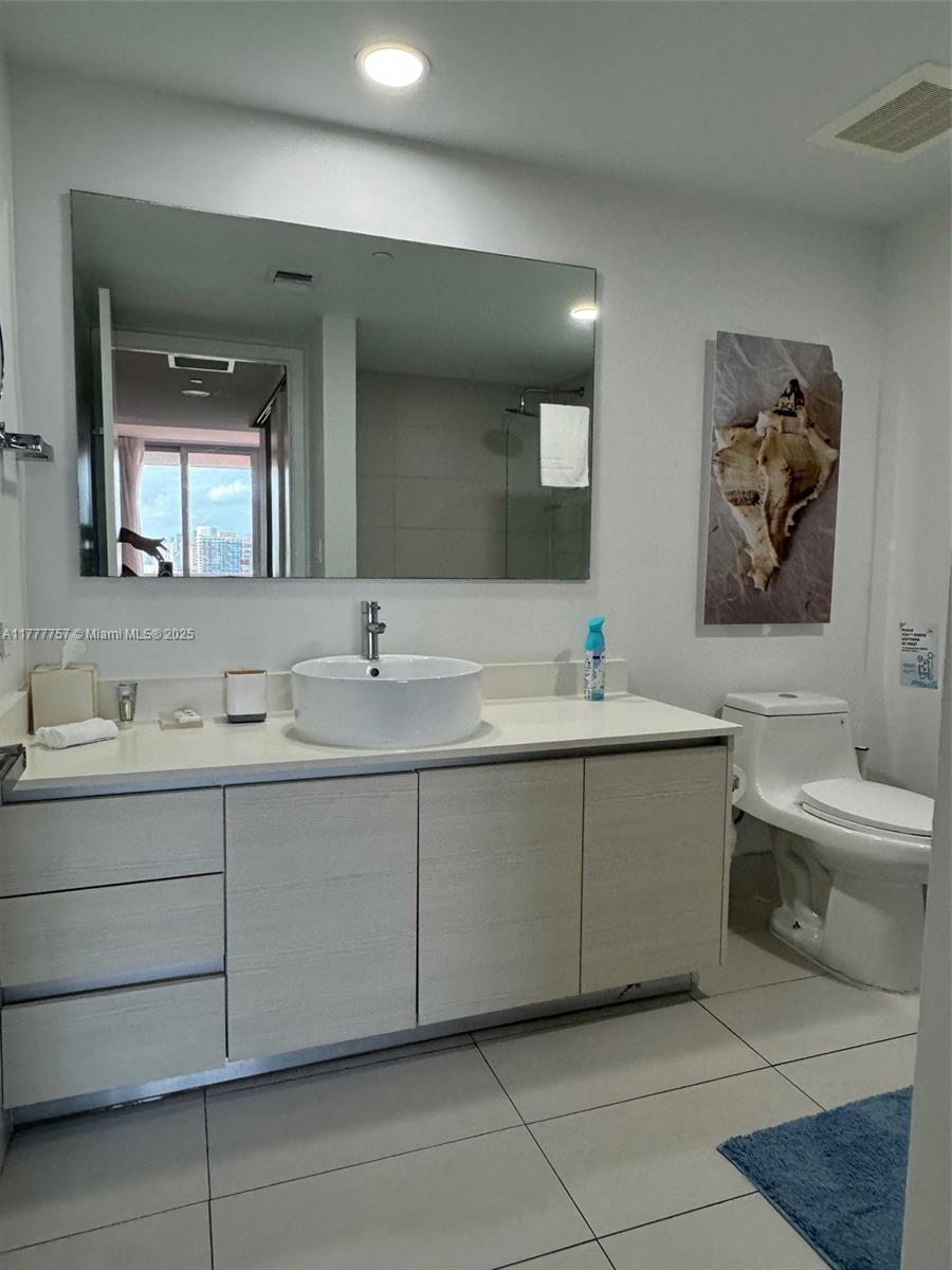 BEACHWALK CONDOMINIUM - Residential