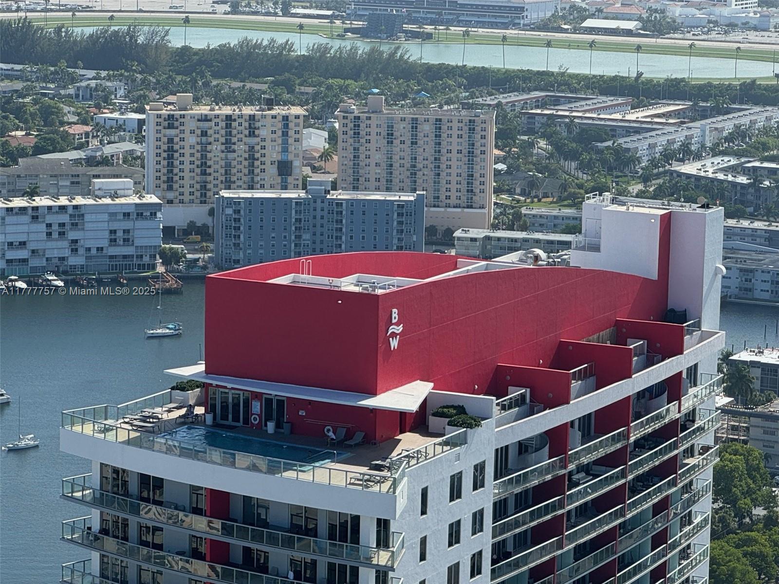 BEACHWALK CONDOMINIUM - Residential