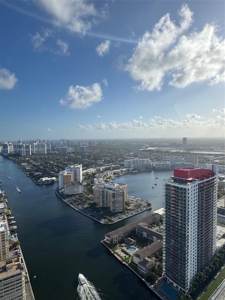 BEACHWALK CONDOMINIUM - Residential