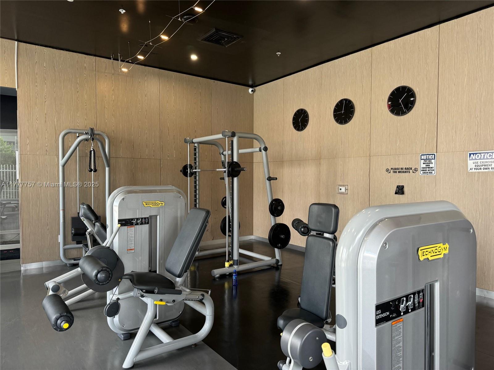 BEACHWALK CONDOMINIUM - Residential