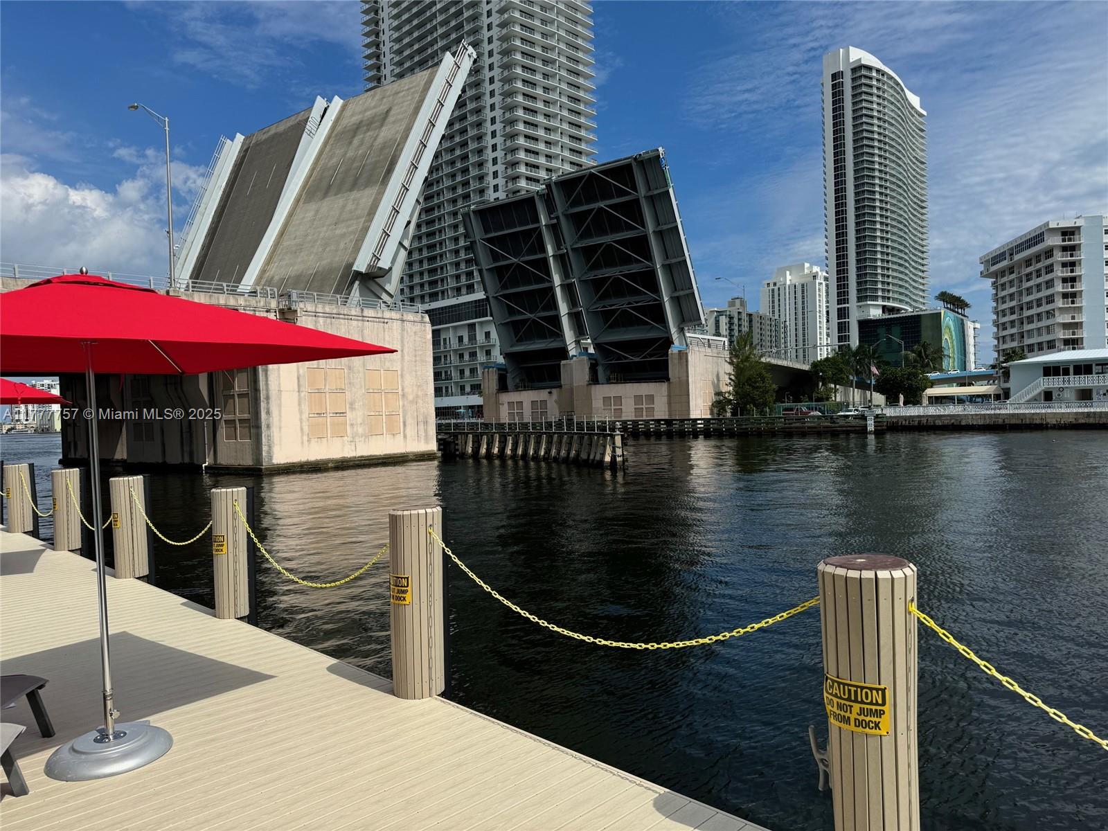 BEACHWALK CONDOMINIUM - Residential