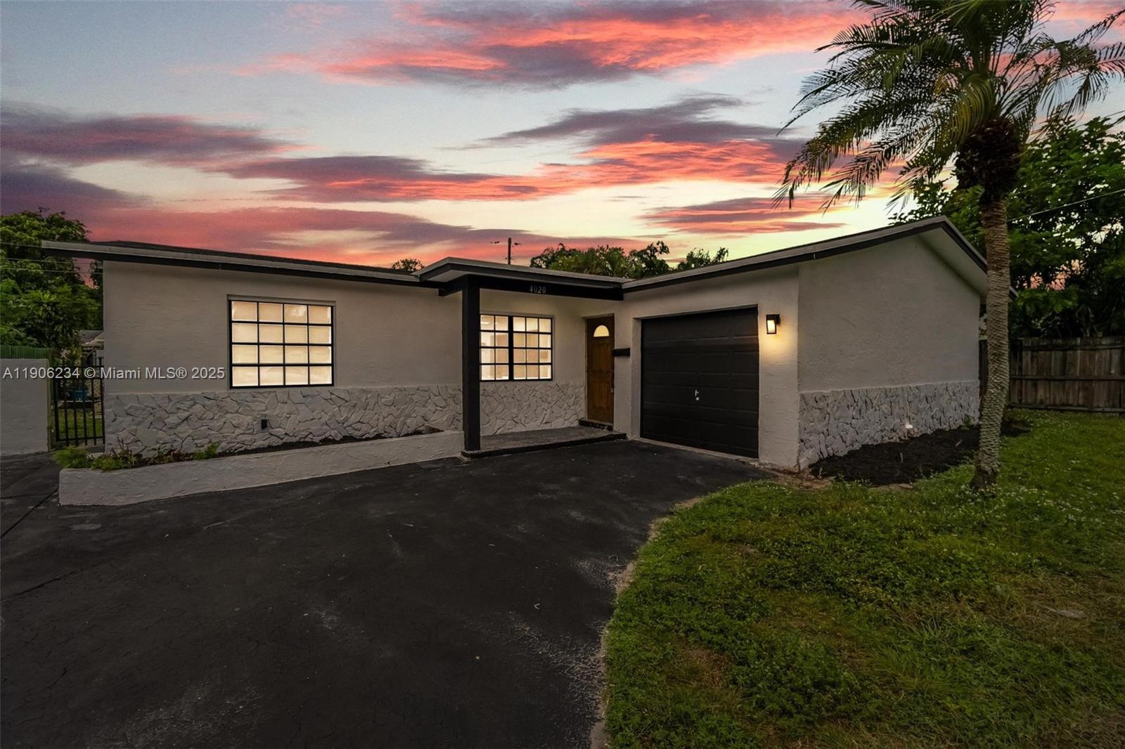 HERITAGE LAKE ESTATES SEC - Residential