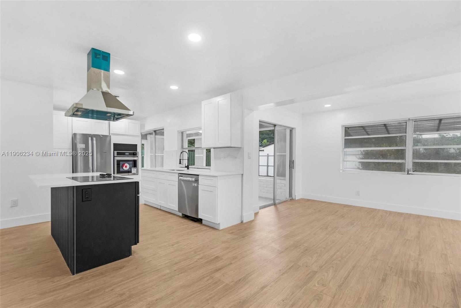 HERITAGE LAKE ESTATES SEC - Residential