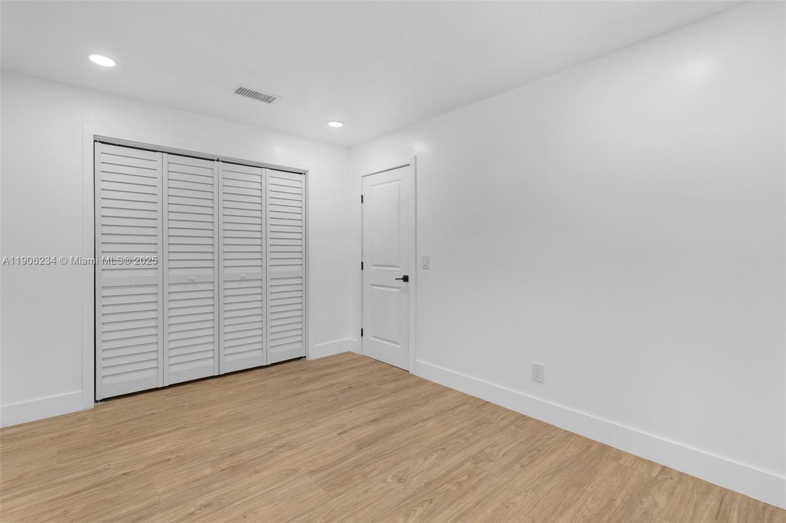 HERITAGE LAKE ESTATES SEC - Residential