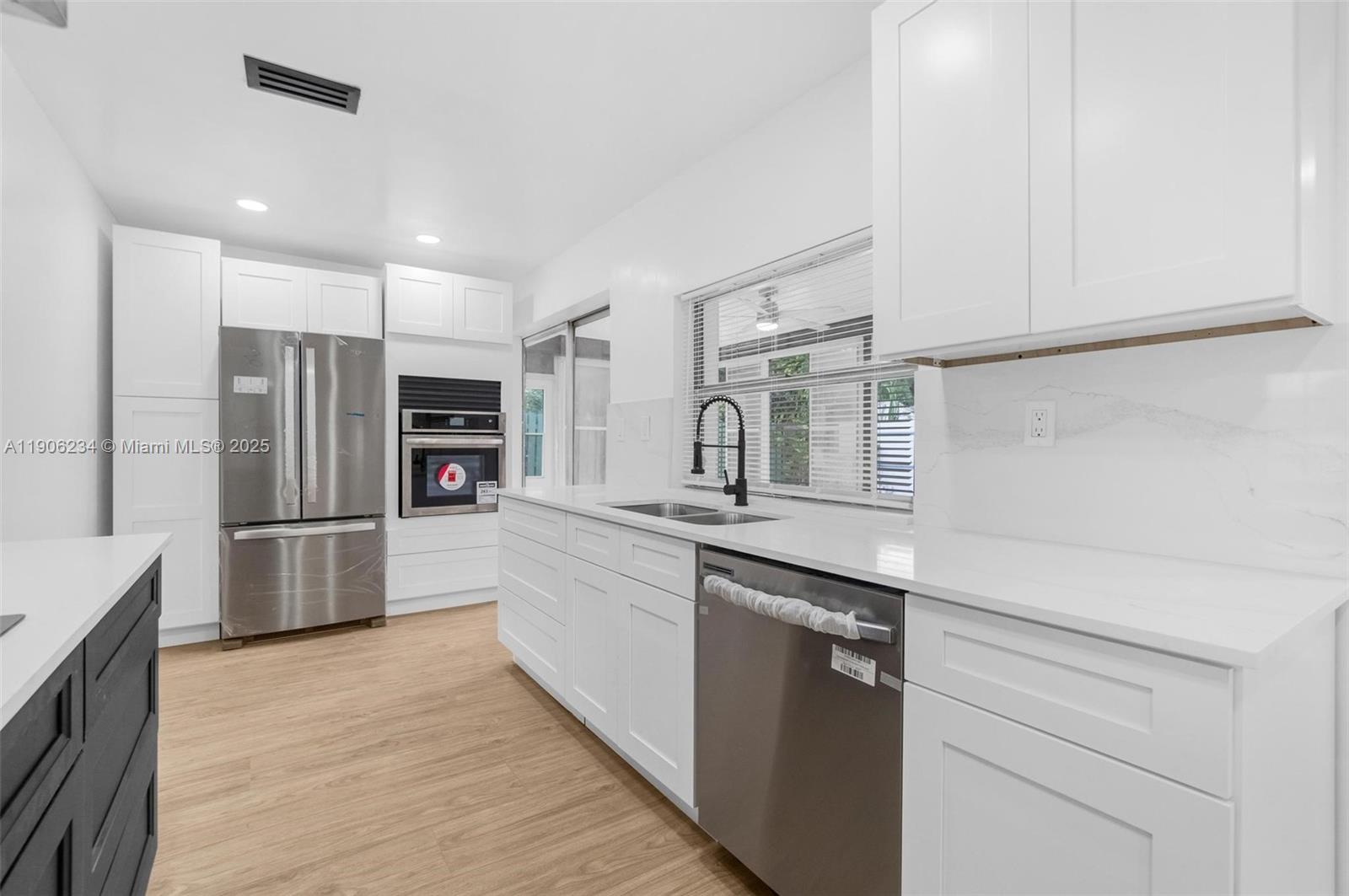 HERITAGE LAKE ESTATES SEC - Residential