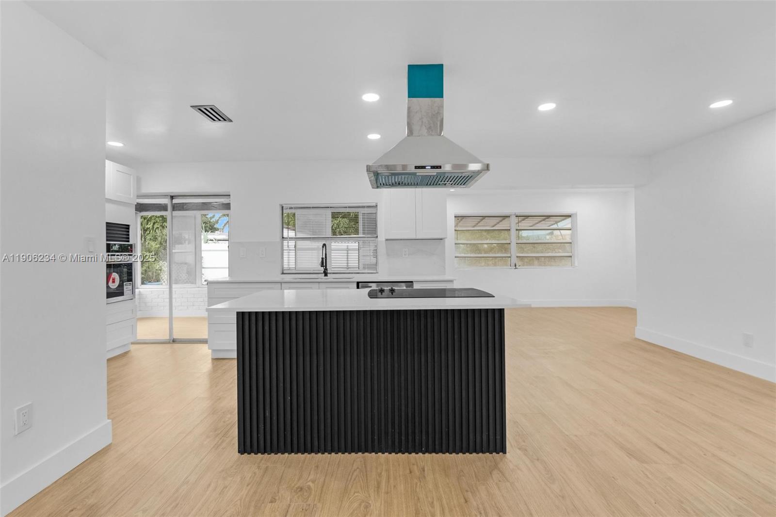 HERITAGE LAKE ESTATES SEC - Residential