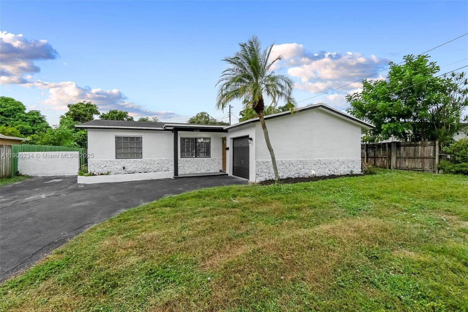 HERITAGE LAKE ESTATES SEC - Residential