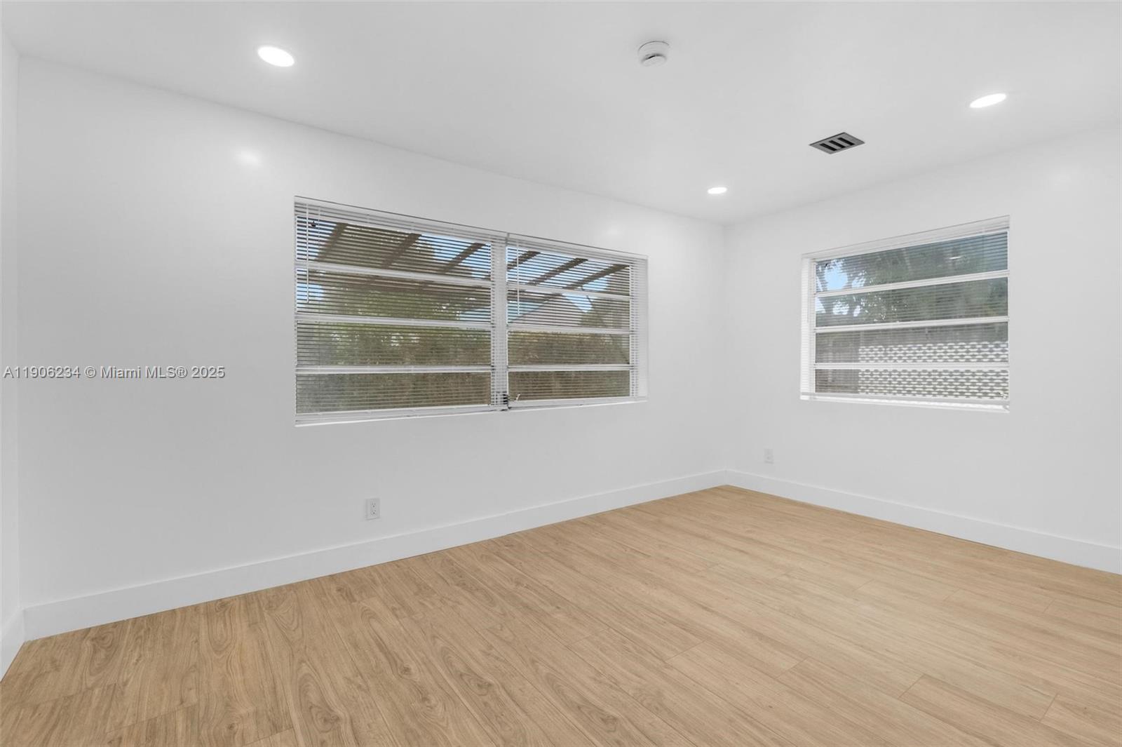 HERITAGE LAKE ESTATES SEC - Residential