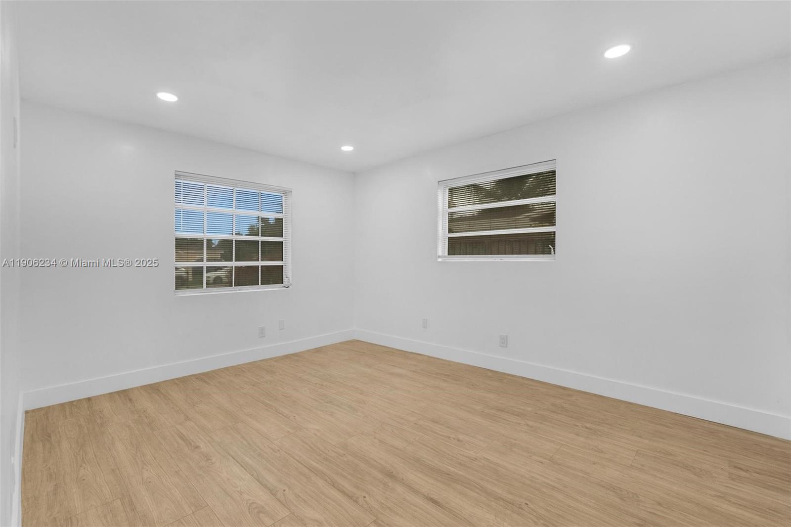 HERITAGE LAKE ESTATES SEC - Residential