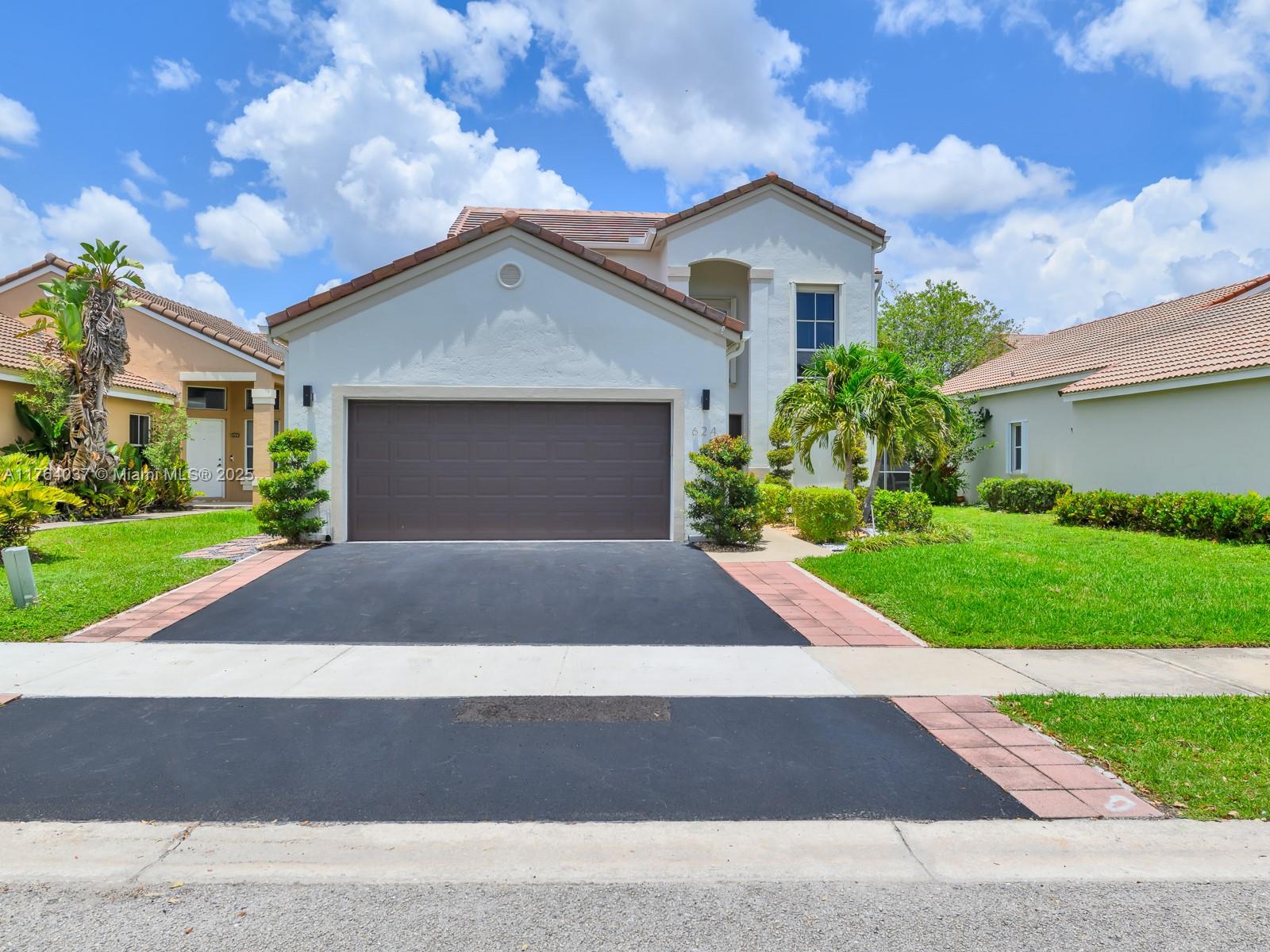 624 Stanton Dr, Weston, Broward County, Florida - 4 Bedrooms  
4 Bathrooms - 