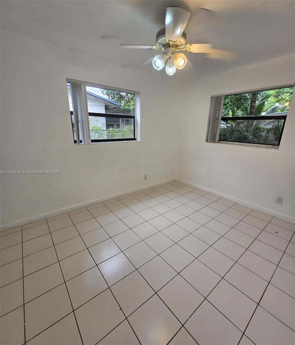 RIVERSIDE PARK - Residential Lease