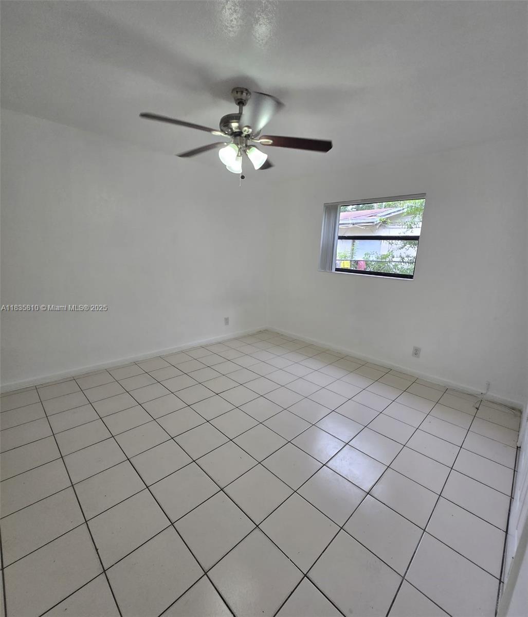 RIVERSIDE PARK - Residential Lease