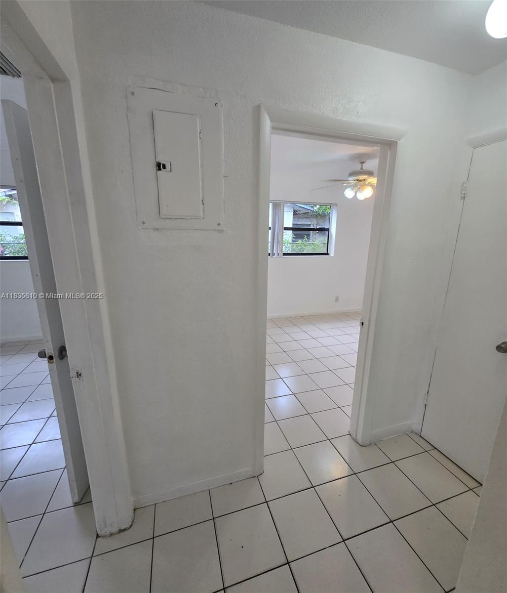RIVERSIDE PARK - Residential Lease