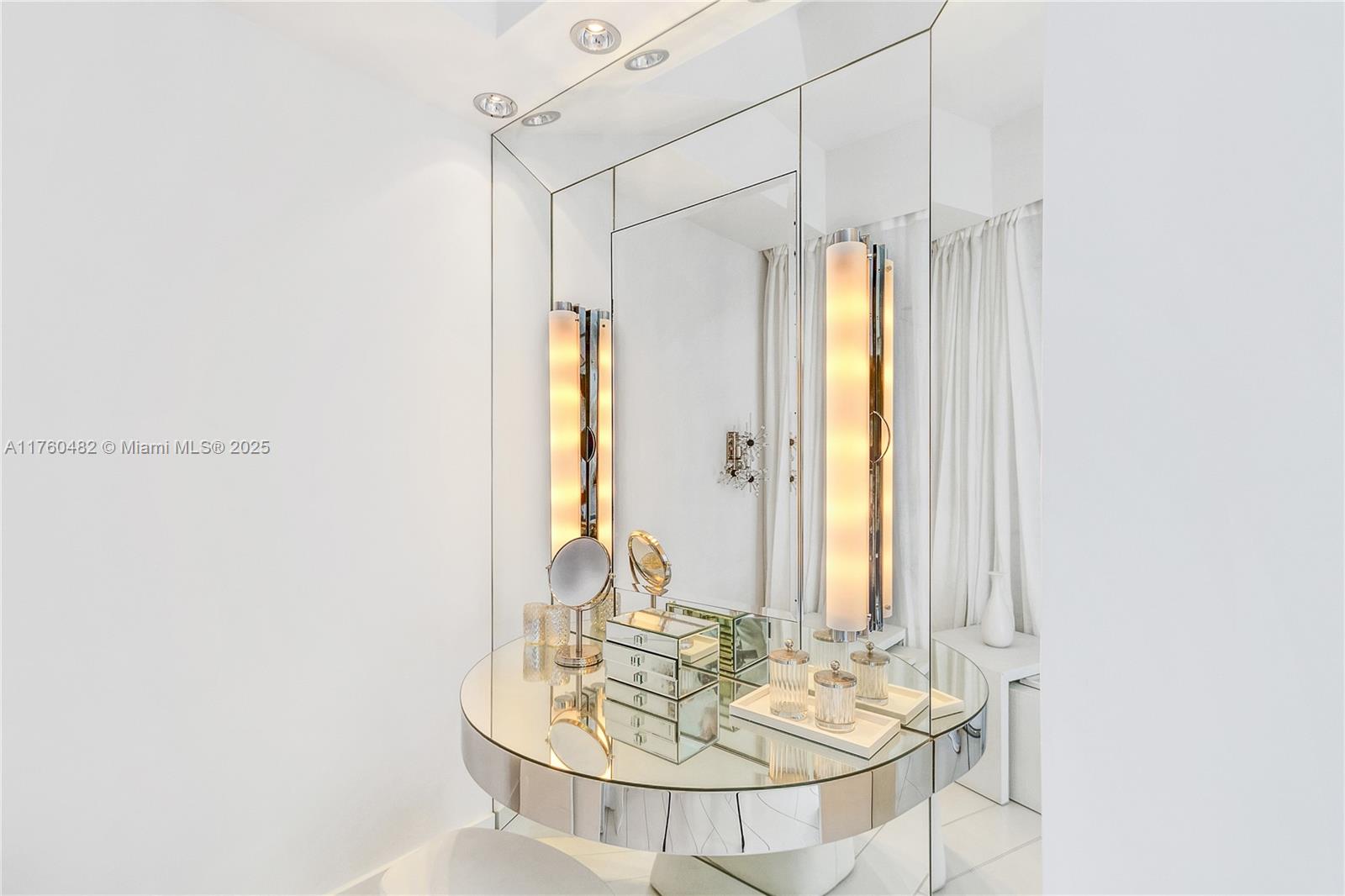 THE CARIBBEAN CONDO - Residential