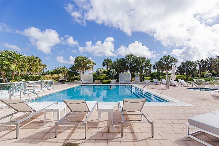 THE CARIBBEAN CONDO - Residential