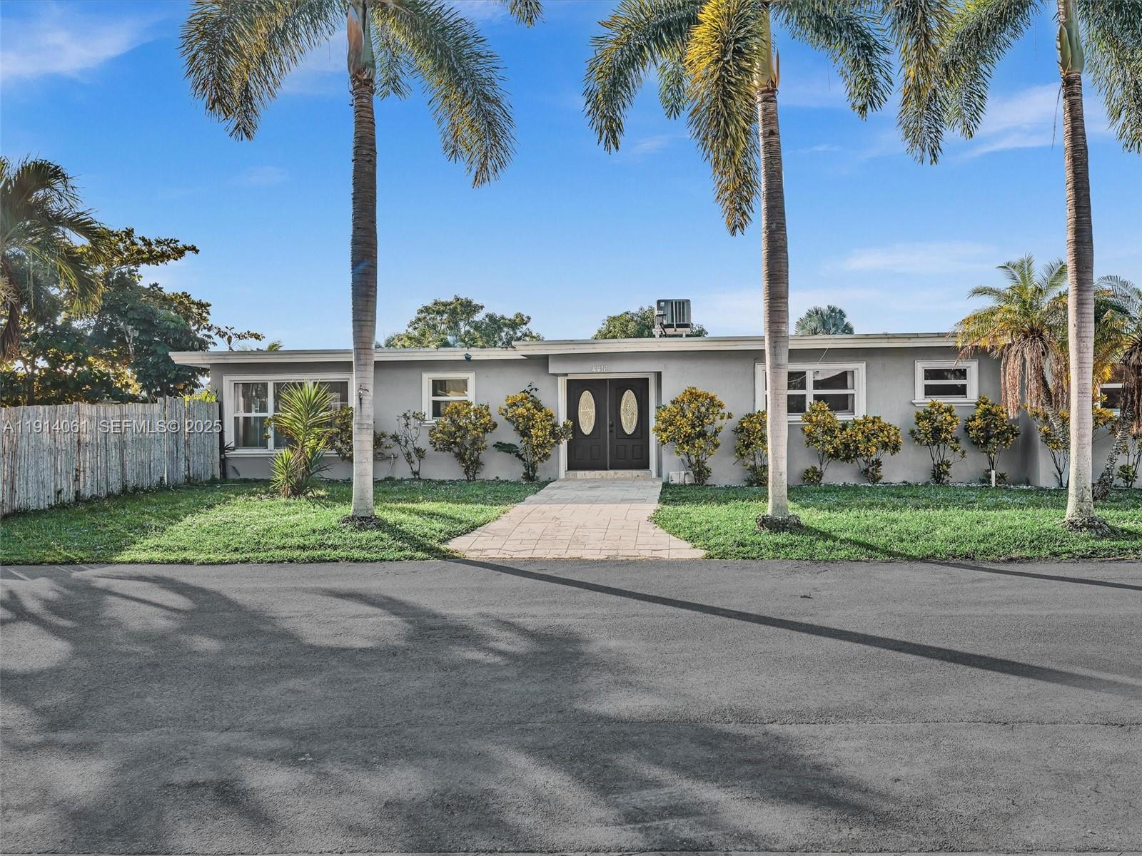 DAVIS ISLES - Residential Lease