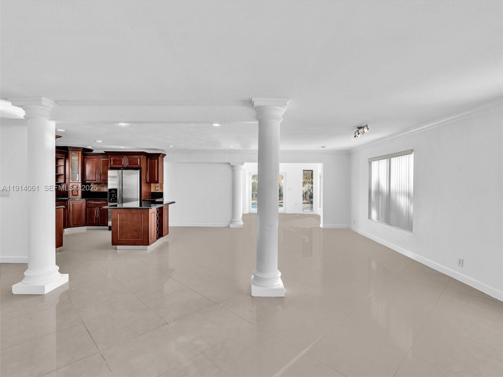 DAVIS ISLES - Residential Lease