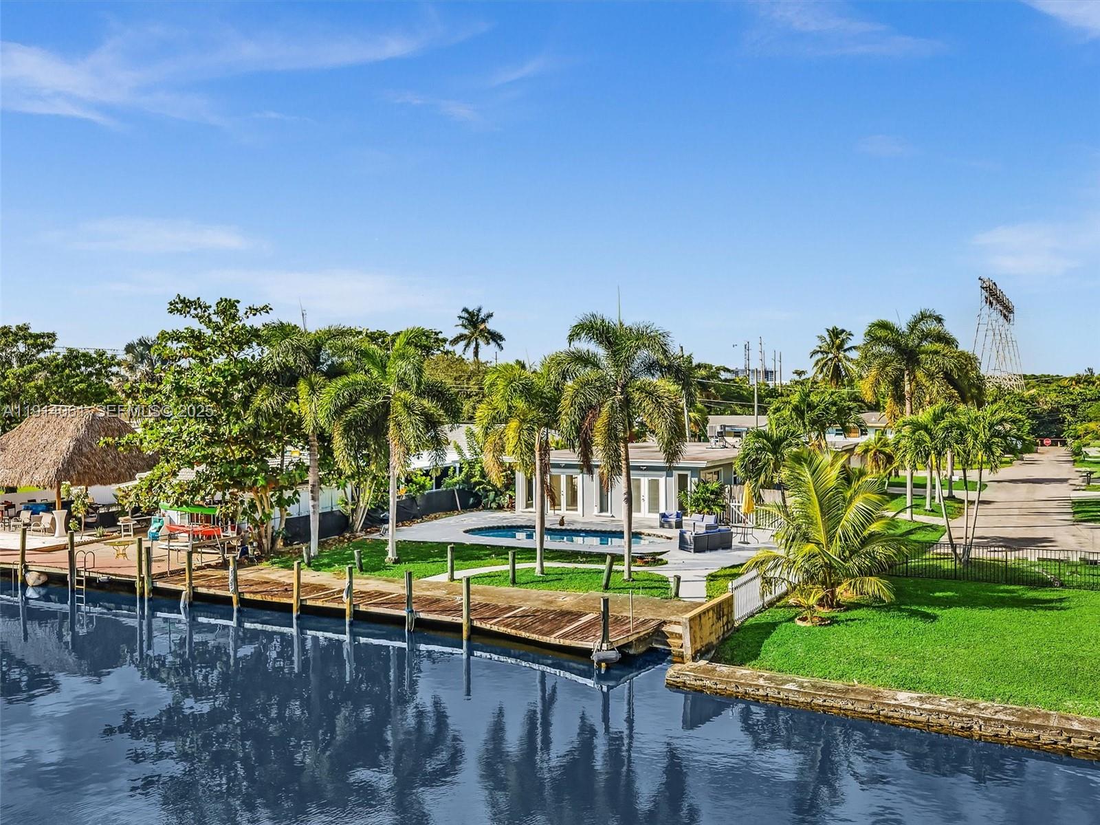 DAVIS ISLES - Residential Lease