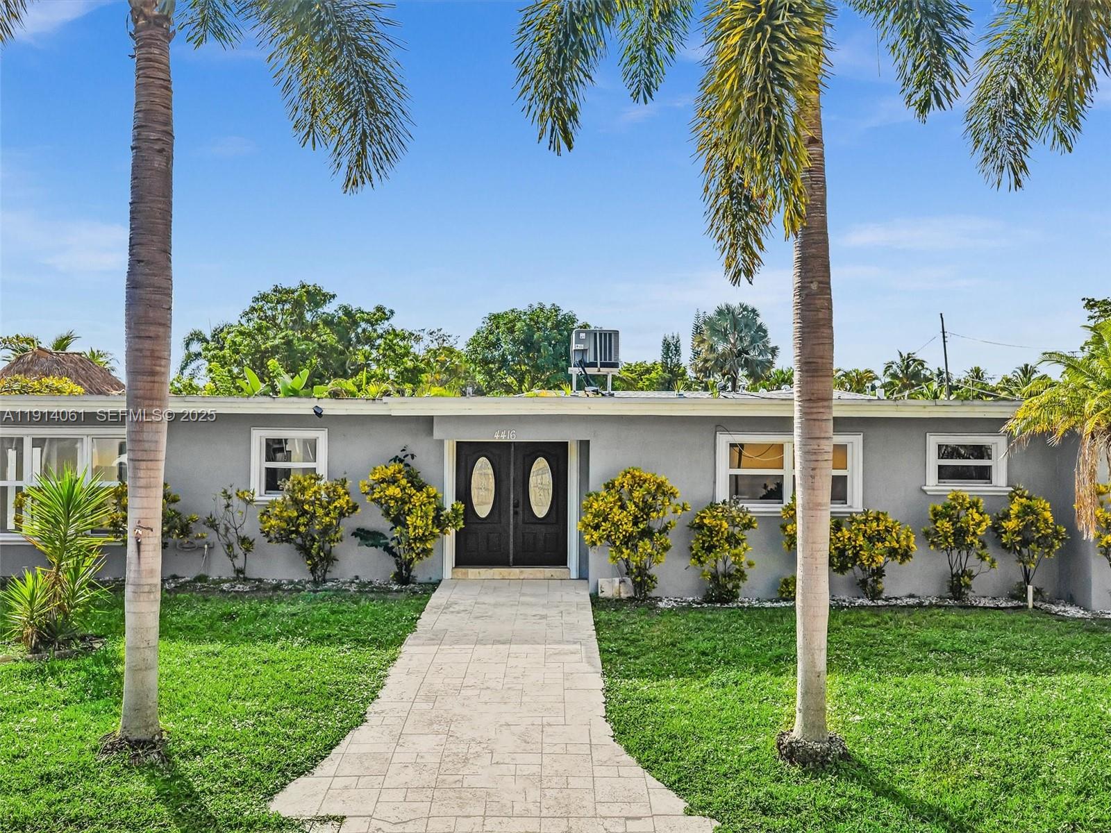 DAVIS ISLES - Residential Lease