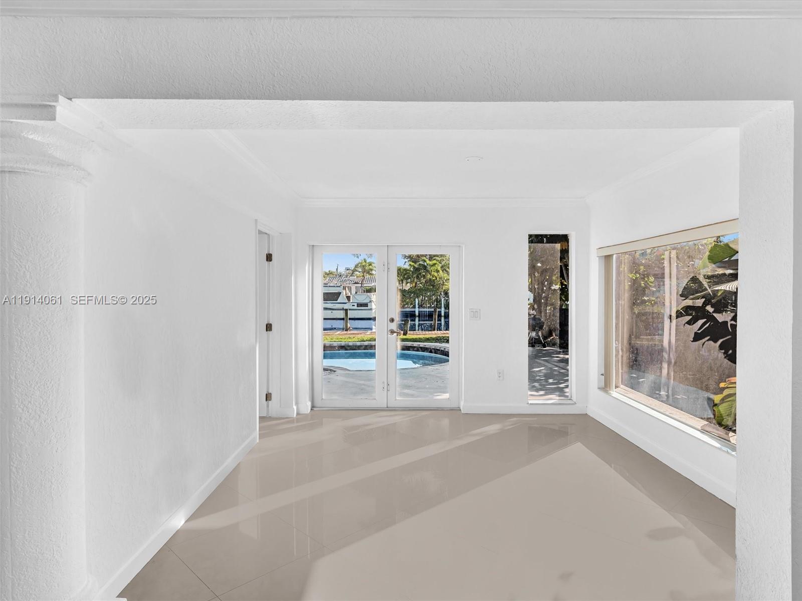 DAVIS ISLES - Residential Lease