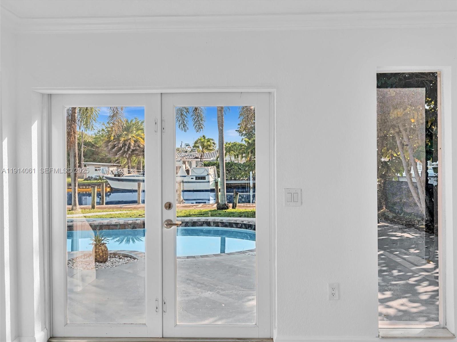 DAVIS ISLES - Residential Lease