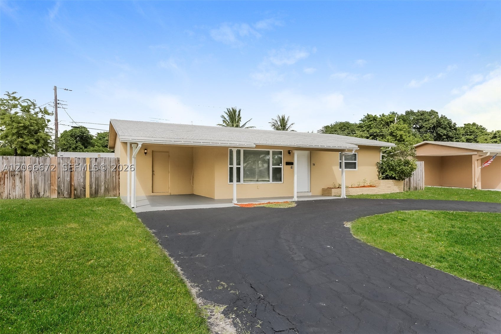 711 NE 30th St - Image 1