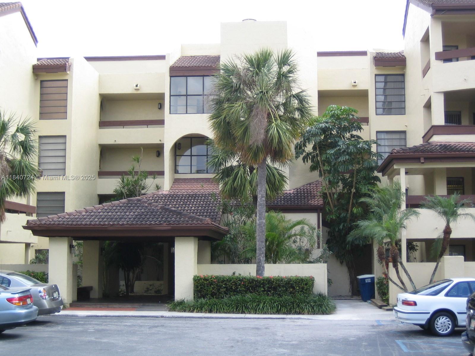 FANTASTIC 3 BEDROOMS, 2 BATHROOMS CONDO ON THE THIRD FLOOR, CORNER UNIT, OVERLOOKING TENNIS COURT AND GREEN AREAS, CERAMIC FLOORS EVERYWHERE, EAT-IN KITCHEN, FULL SIZE WASHER & DRYER INSIDE UNIT. COMMUNITY WITH SECURITY GATES & GUARDS, NEAR SHOPPING CENTER, PETS UNDER 20 LBS ONLY, SEE THE ATTACHMENTS FOR APPLICATIONS, AVAILABLE 9/1/2025
