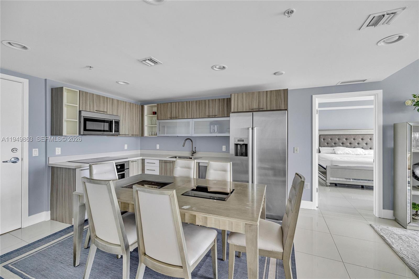 EDEN HOUSE CONDO - Residential