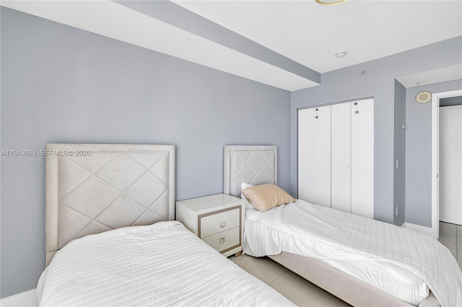 EDEN HOUSE CONDO - Residential