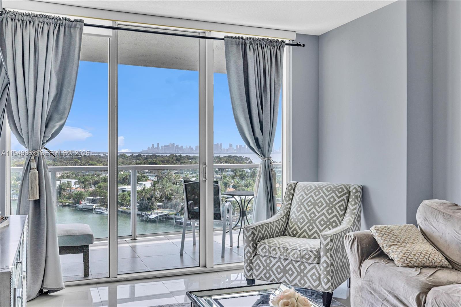 EDEN HOUSE CONDO - Residential