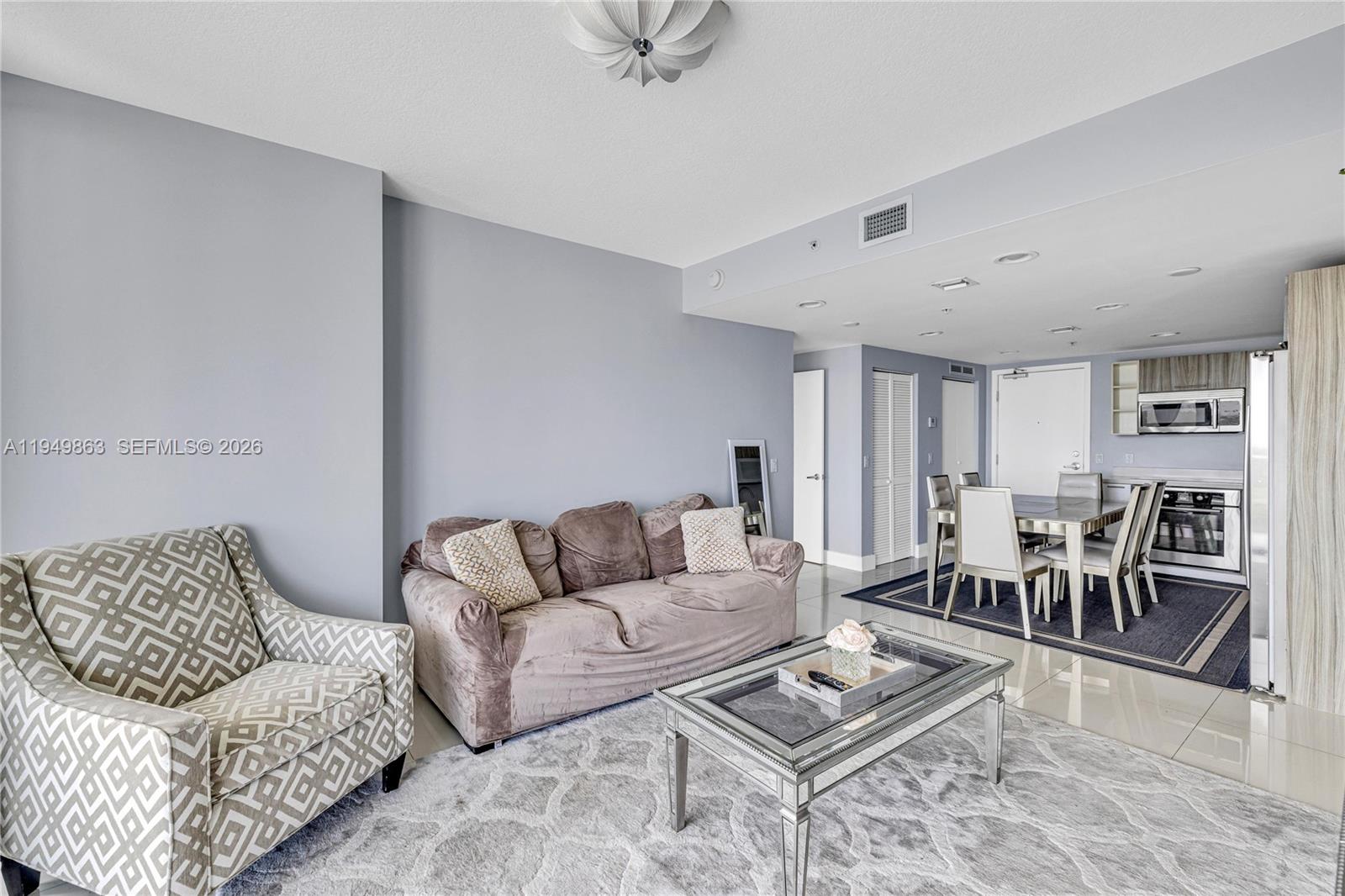 EDEN HOUSE CONDO - Residential