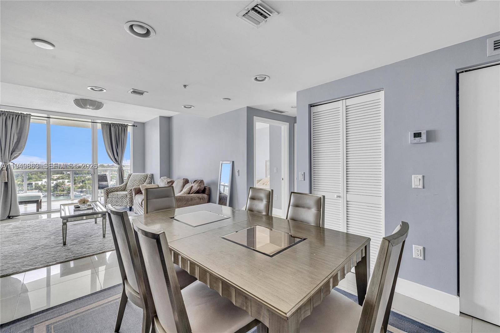 EDEN HOUSE CONDO - Residential