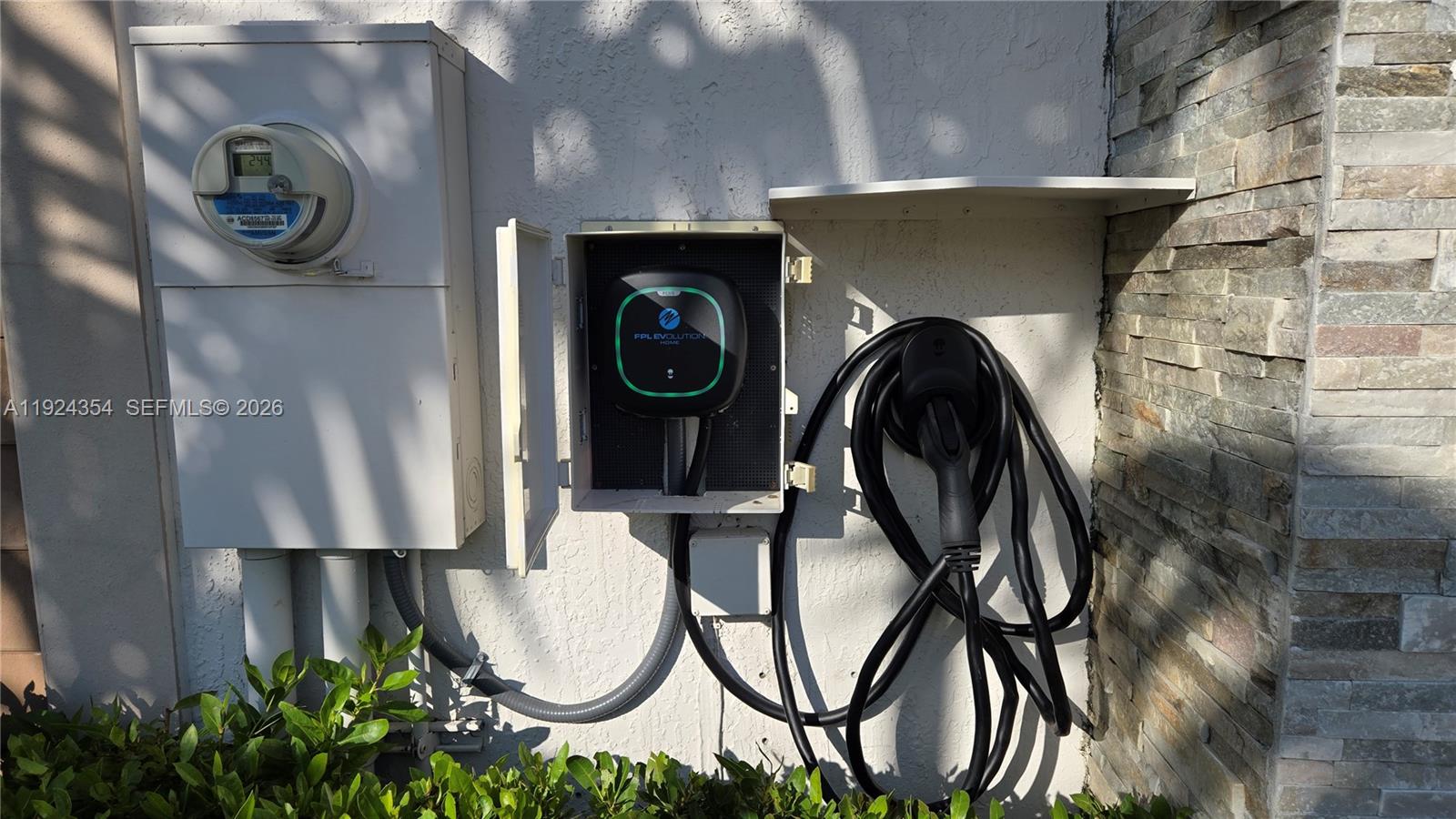 VIA VENTURE NEIGHBORHOOD - Residential