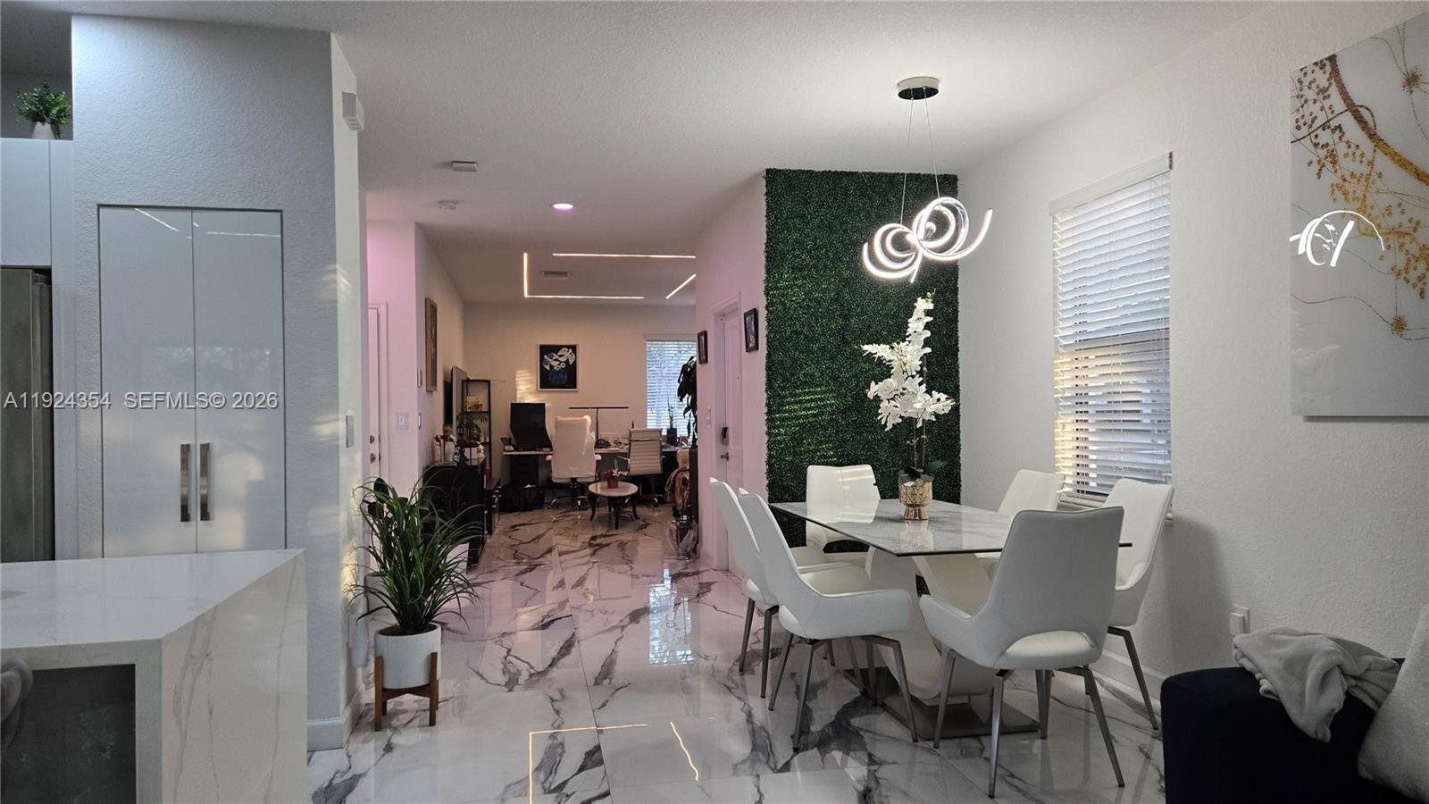 VIA VENTURE NEIGHBORHOOD - Residential