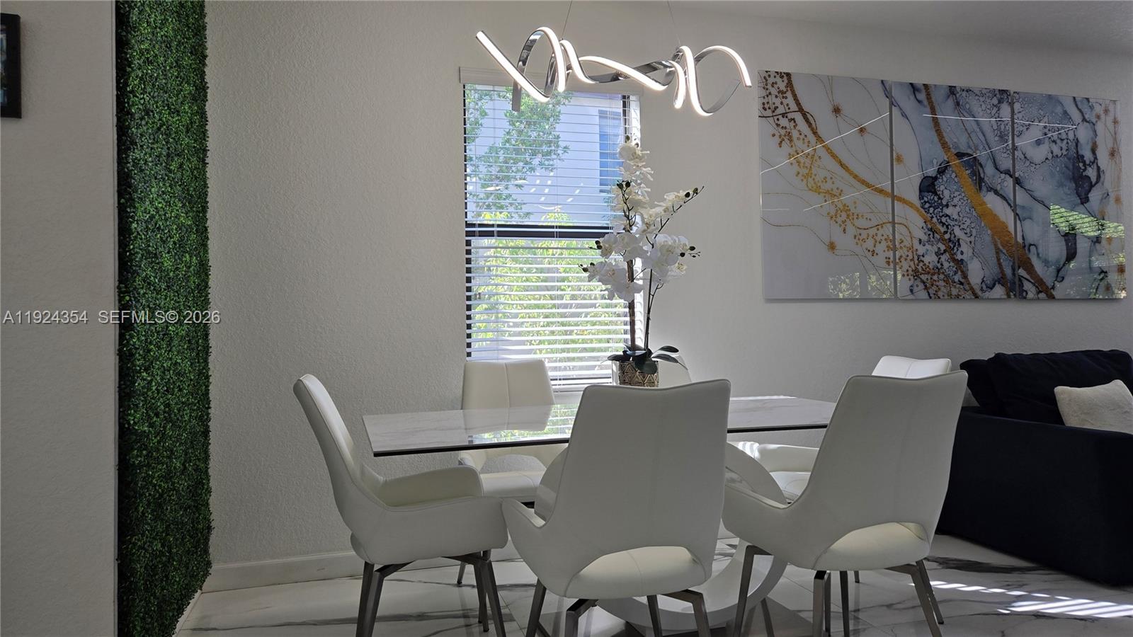 VIA VENTURE NEIGHBORHOOD - Residential