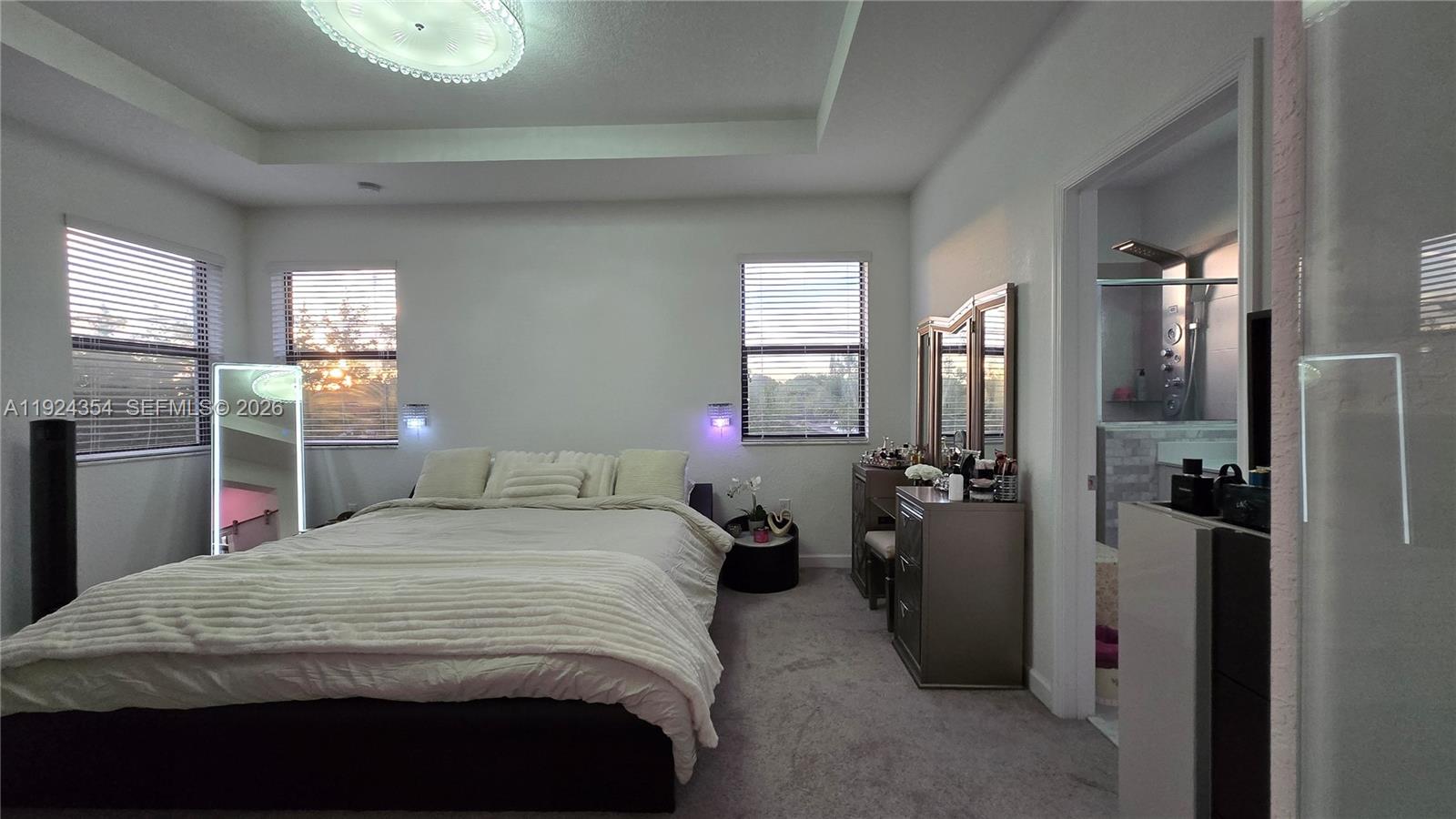 VIA VENTURE NEIGHBORHOOD - Residential