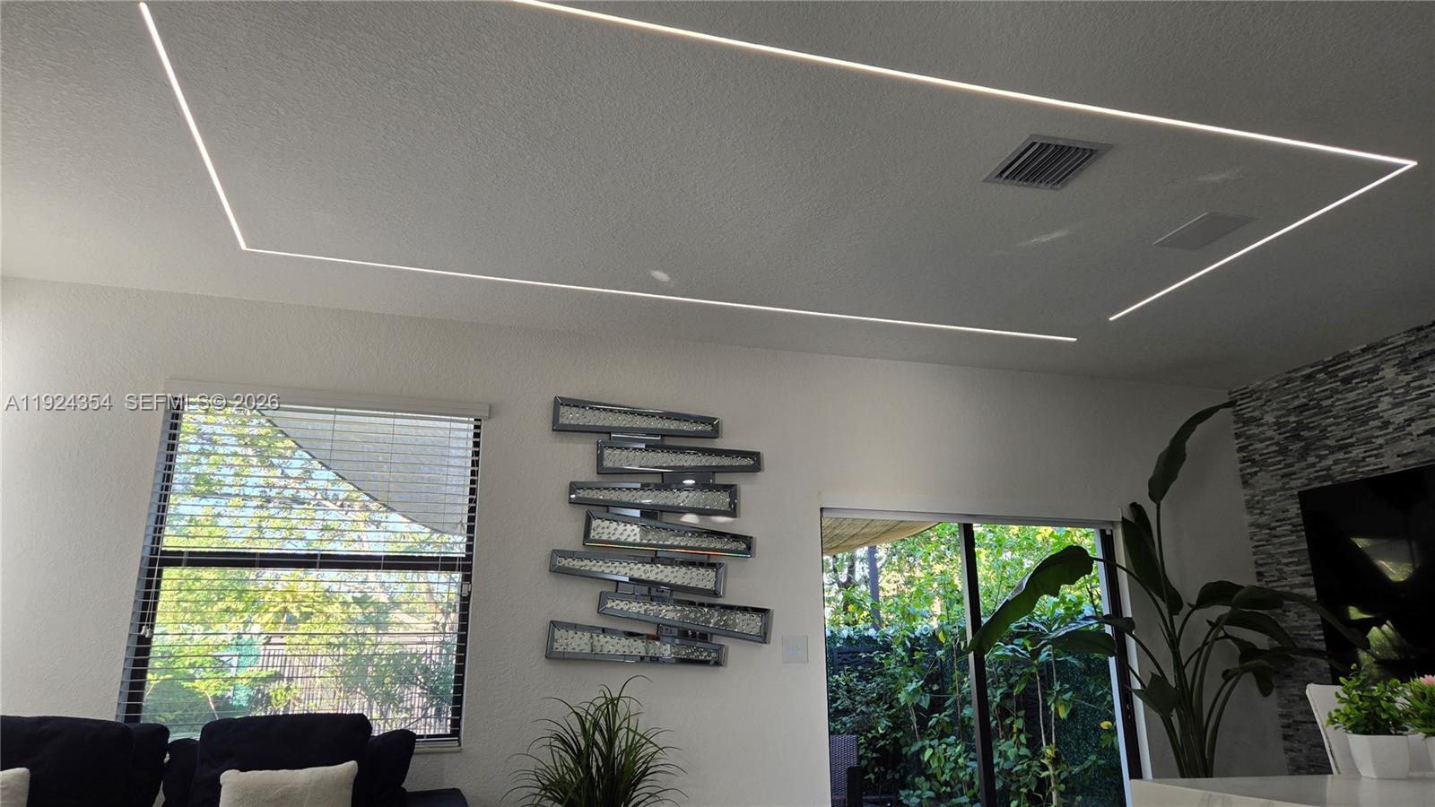 VIA VENTURE NEIGHBORHOOD - Residential