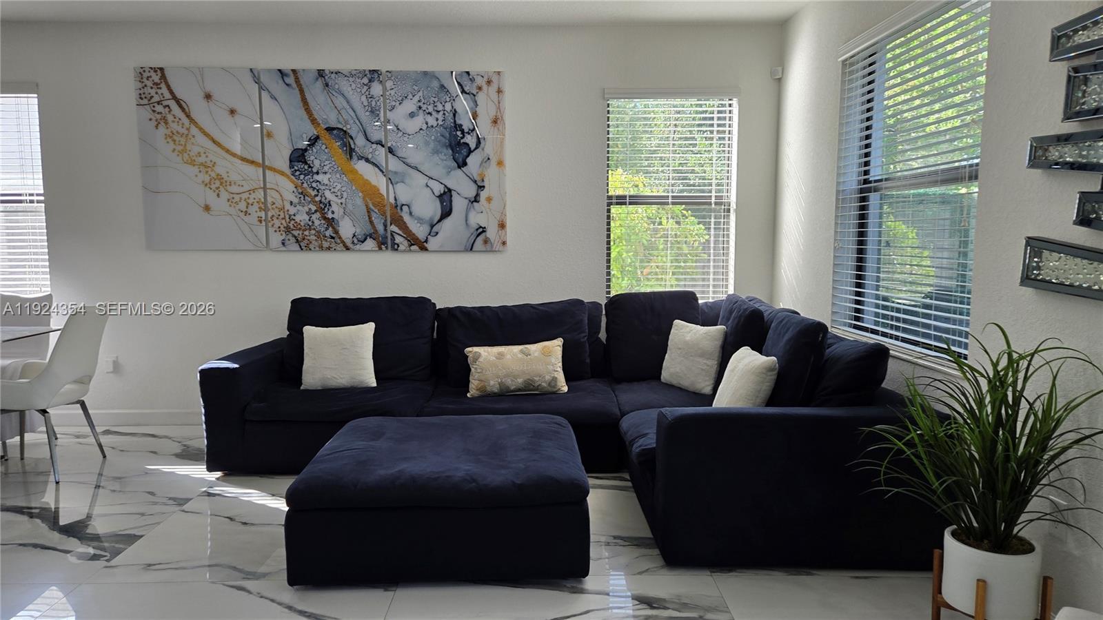 VIA VENTURE NEIGHBORHOOD - Residential